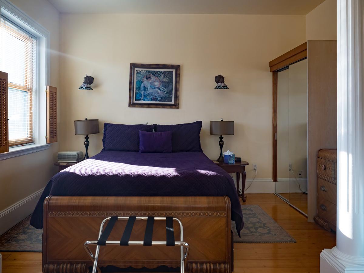 The Gryphon House Bed & Breakfast Boston Exterior photo