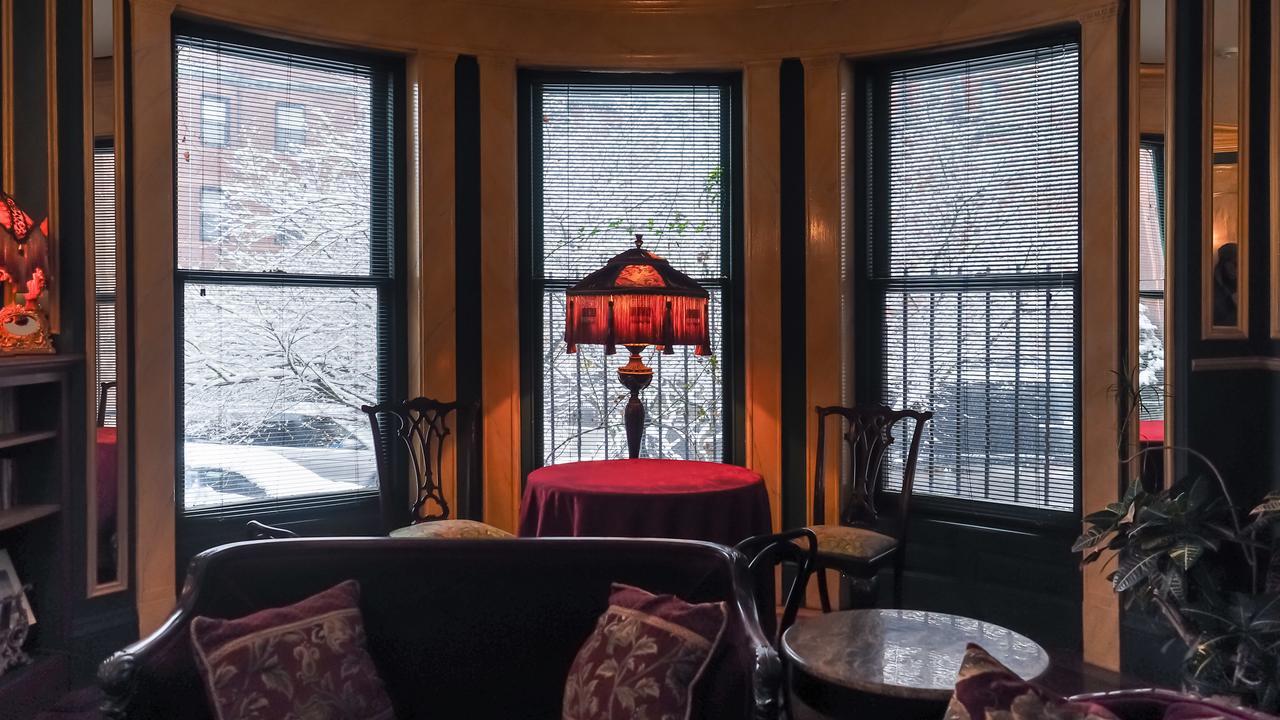 The Gryphon House Bed & Breakfast Boston Exterior photo