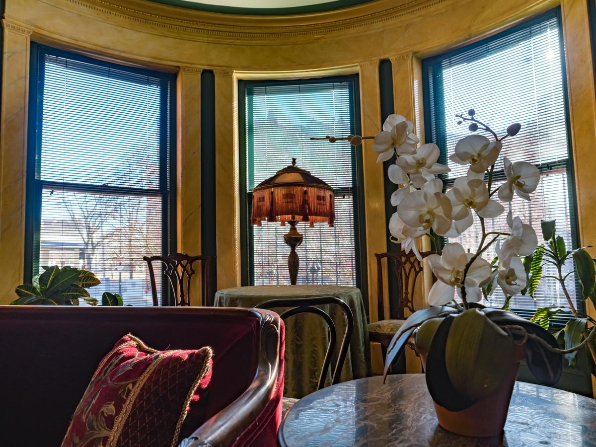 The Gryphon House Bed & Breakfast Boston Exterior photo