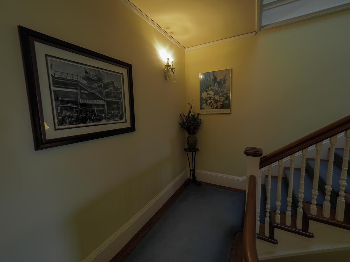The Gryphon House Bed & Breakfast Boston Exterior photo